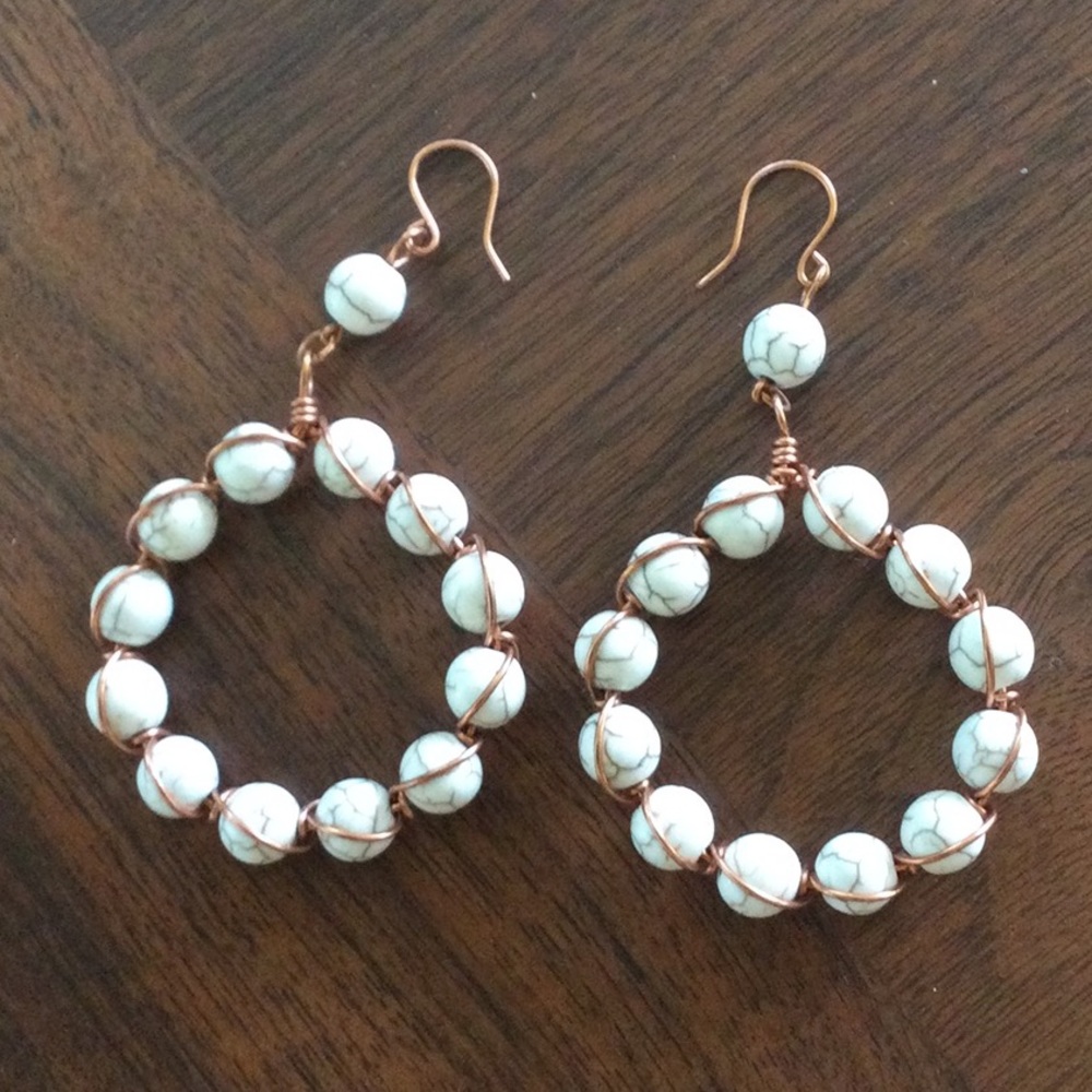 Handmade earrings, cream, variegated